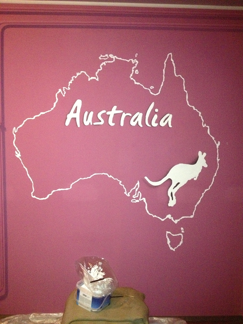 Austrália festés falra vázolat elkészülve
